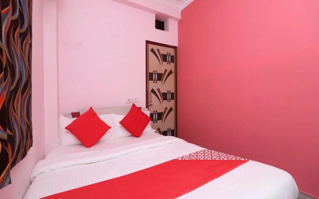 Karunamoyee Guest House By OYO Rooms
