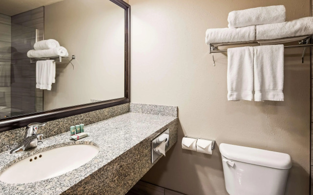 Best Western Sawtooth Inn & Suites