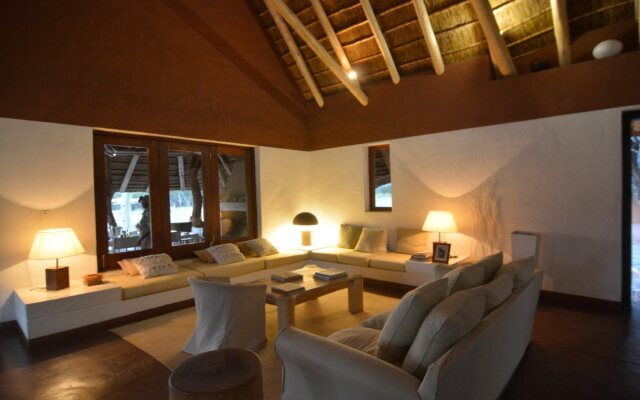 Zebras Crossing Lodge