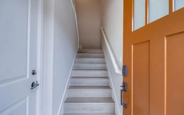 Santa Barbara Loft
