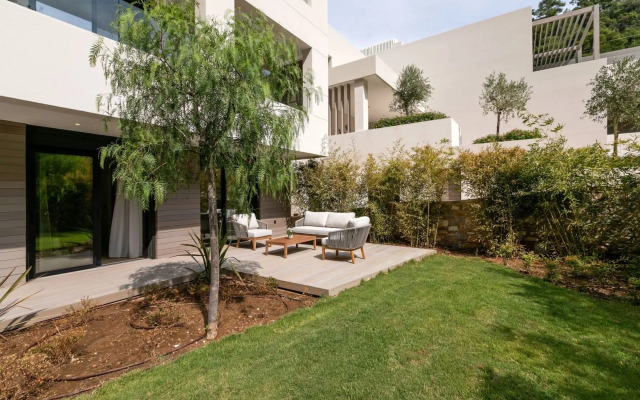 Vathi Cove Luxury Resort & Spa