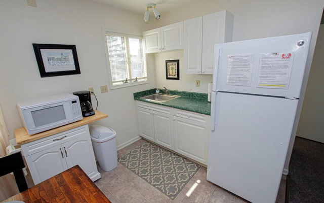 Urbanna Vacation Station - A Waterfront Oasis