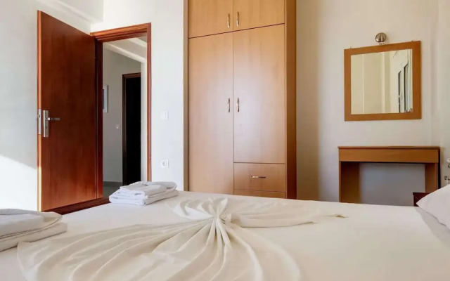 Seaview Studio, 3 Pers Panoramic Seaview in Beautiful Setting, West From Chania