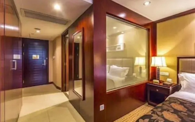 Nanjing Greenland Yuhao Hot Spring Hotel