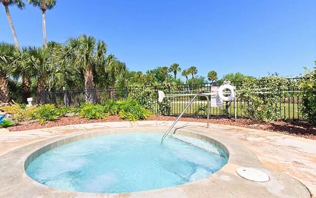 Canopy Walk 1012 - Three Bedroom Condo