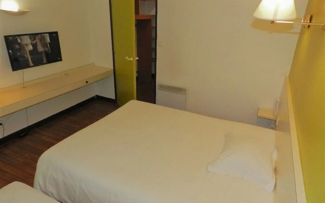 Les Provinciales Hotel & Restaurent