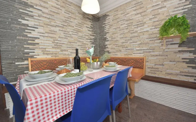 Villa Seafront Escape