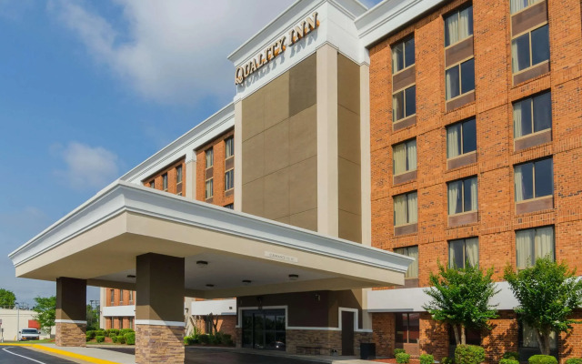 Holiday Inn Hotel and Suites Richmond West End by IHG