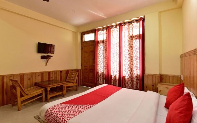 OYO 16988 Hotel White Orchid