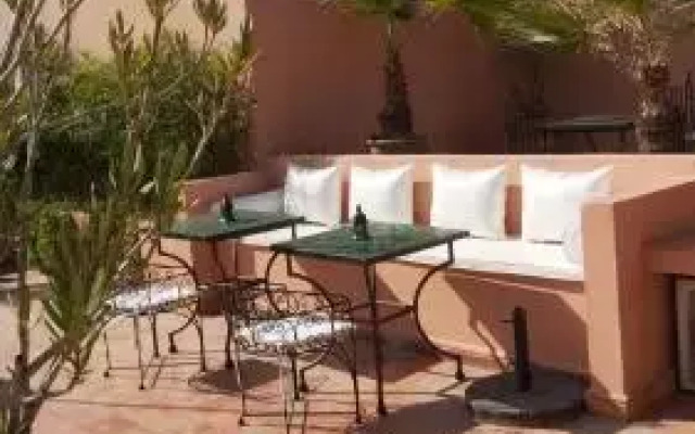 Riad Les Nuits De Marrakech