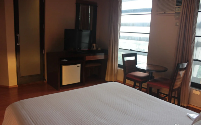 Soleste Suites