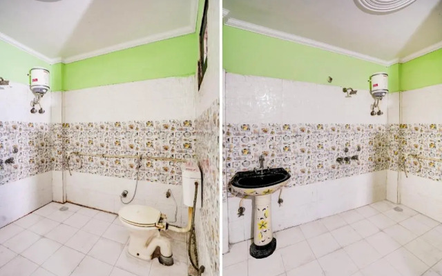 Akshit Residency by OYO Rooms