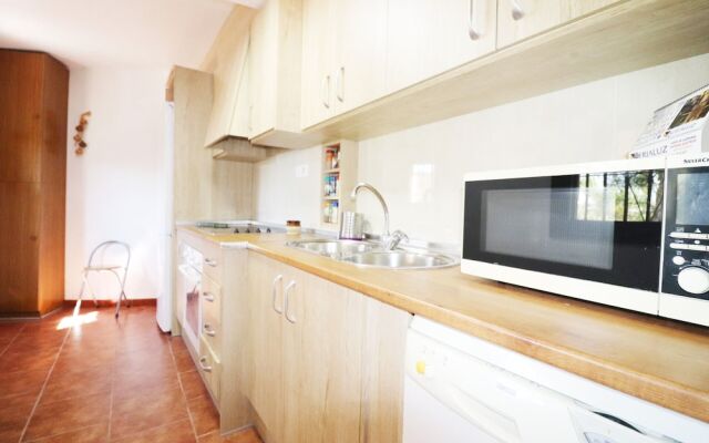 1056 Cortijo Cecilio