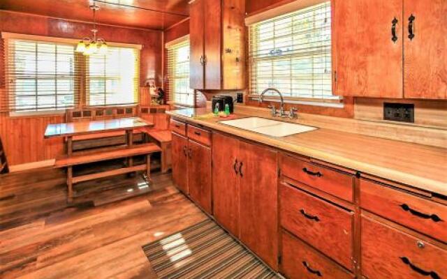 Frank's Old Bear 149 by RedAwning