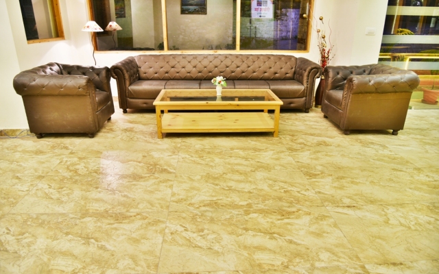 Whistling Pines Resort & Spa
