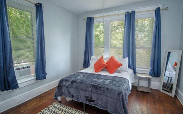 Las Carolinas #4 Cozy 1BR1BA Sleeps 5