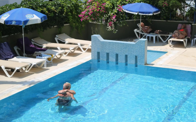 Almera Park Apart Hotel