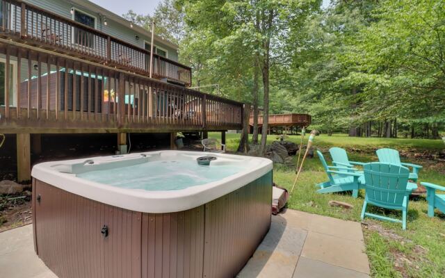 Pet-friendly Pocono Lake Oasis w/ Hot Tub!