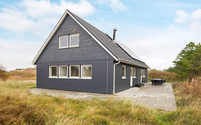 Lovely Holiday Home in Rømø Near Sea