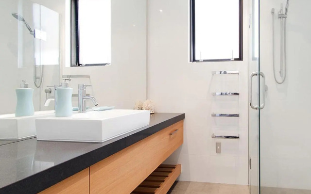 The Lookout - Tairua Holiday Home
