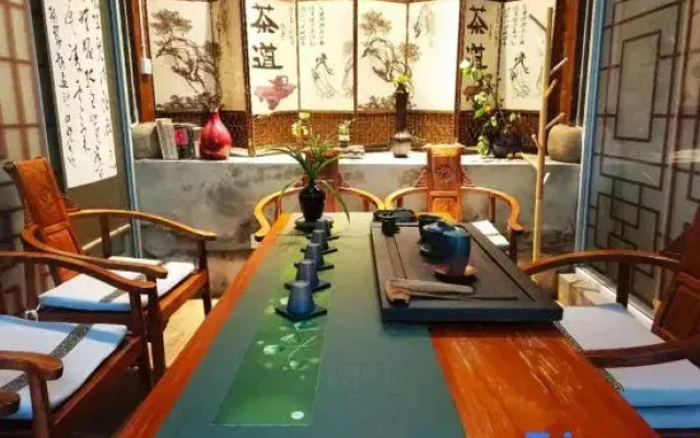 Yicai Jiaxiu Meisu Hotel (Guiyang Dashizi Jiaxiu Building)