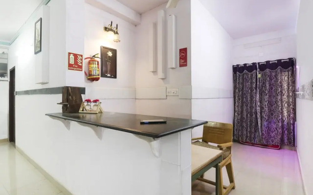 OYO 61270 313s Royal Suites