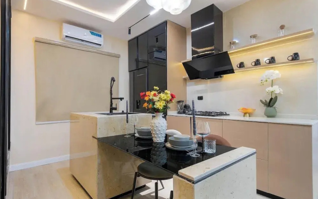 Becca Beach Apartment