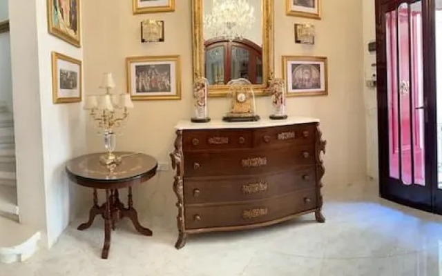 Santa Marija House