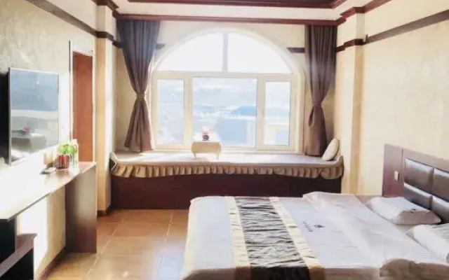 Wafangdian Shengshui Longting Farmhouse