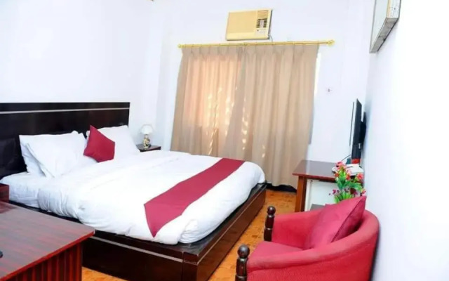 Bab Al Bahrain Hotel