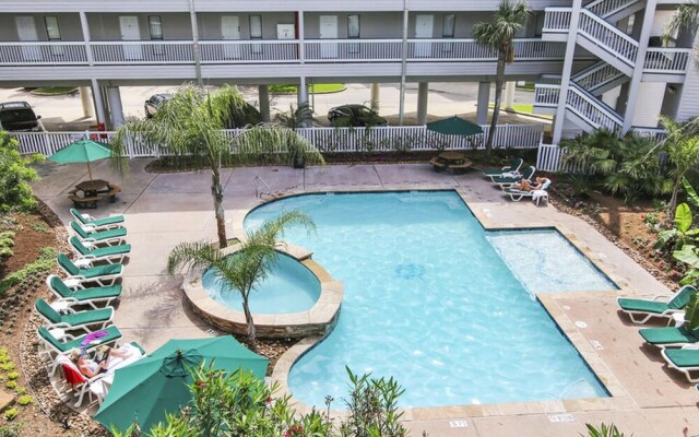 Casa Del Mar Beach Suites