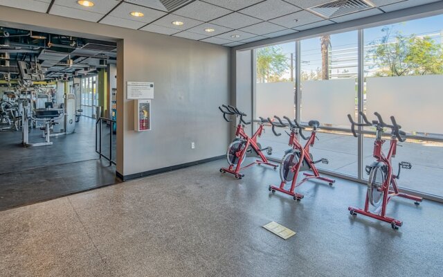 Tempe Luxury Apartments by WanderJaunt