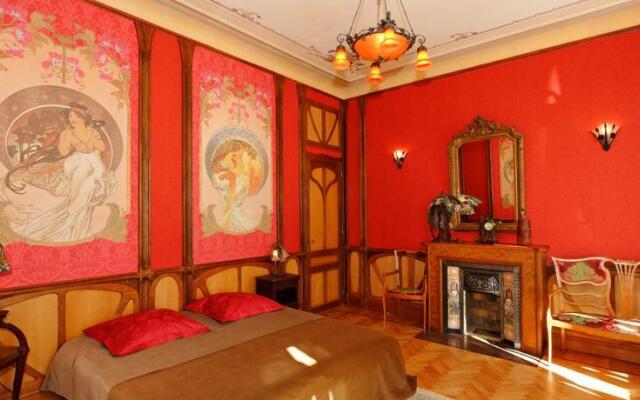 Villa Aloha Art Nouveau