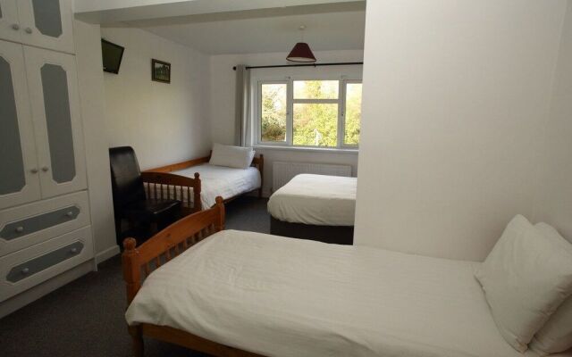 Riverfield Bed and Breakfast