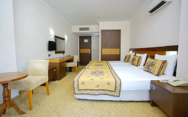 Perre La Mer Hotel Resort & Spa