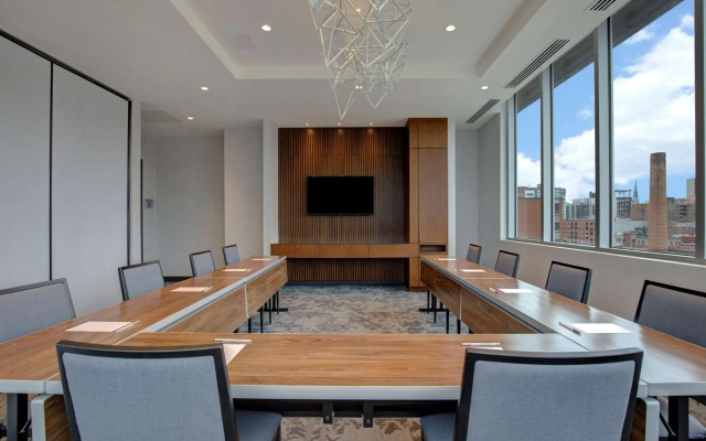 Homewood Suites by Hilton Montreal Downtown, QC