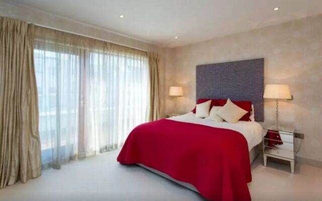 St. Stephen's Green Penthouse