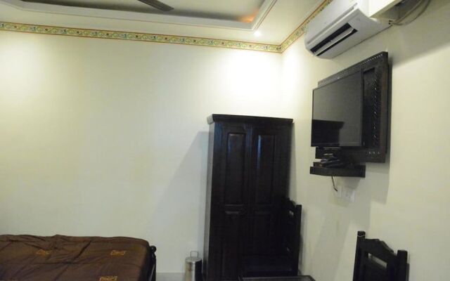 Surya Garh Hotel