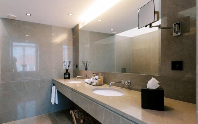 The Editory Artist Baixa Porto Hotel