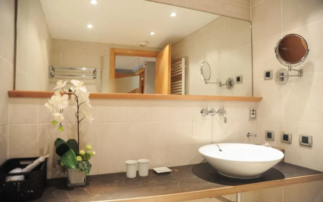 Pavillon Riviera 1 YourHostHelper