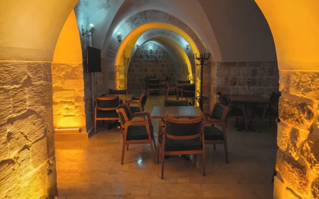 Kasr-i Divan Hotel