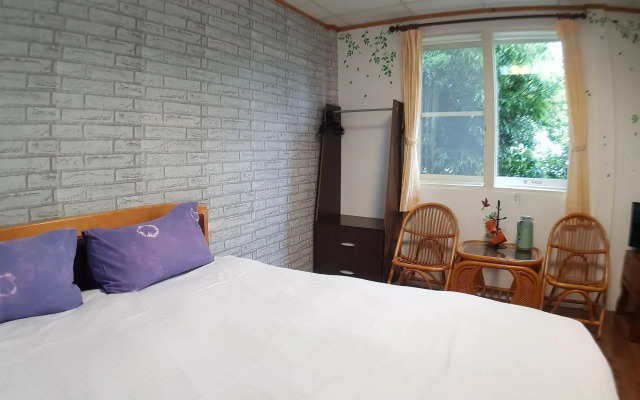 Shan Shui-Yuan Vege Guest House