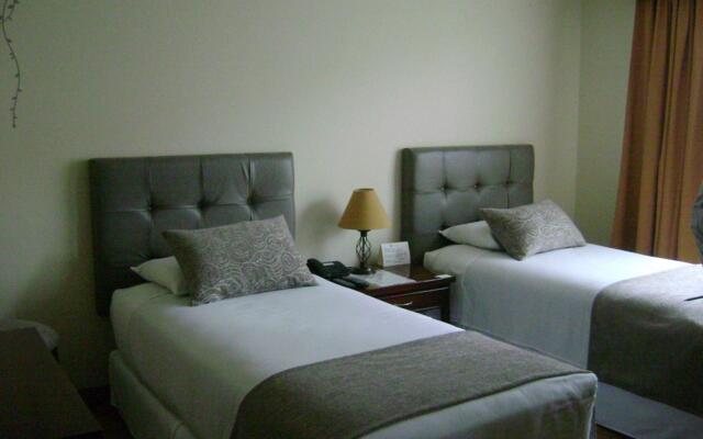 Hotel Embassy