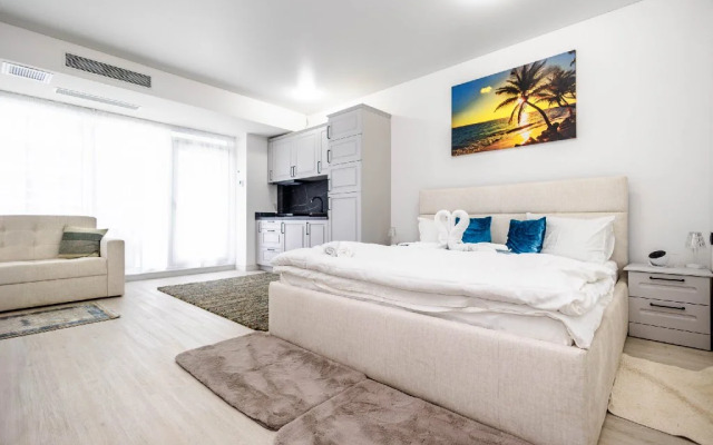 Apartamente WHITE TITANIC cm