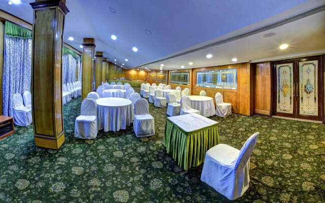 Benzz Park, Chennai