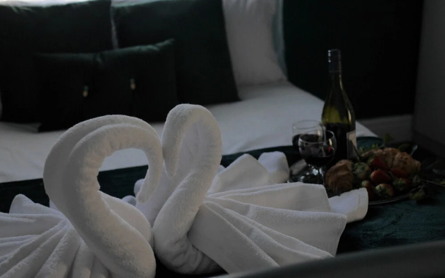 Galaxy Holiday flats