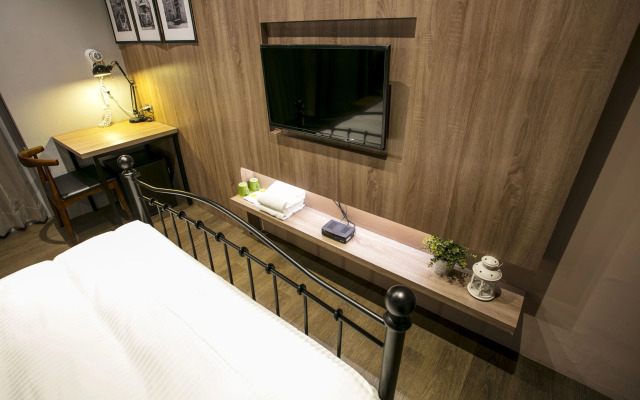 Loft Hostel - Feng Chia