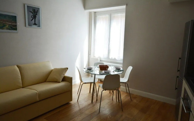 Fortezza white apartment