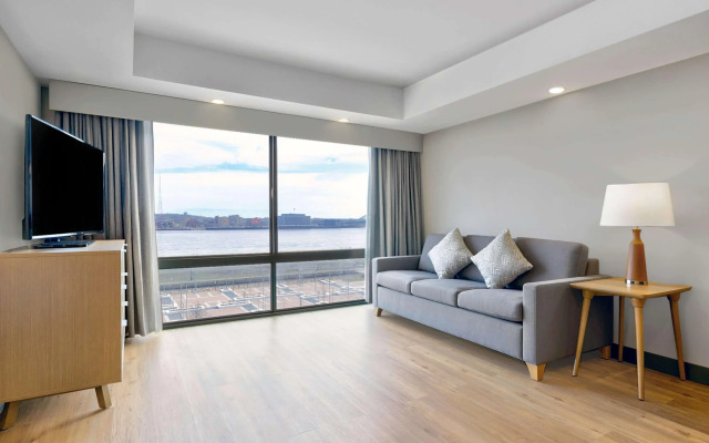 DoubleTree by Hilton Davenport