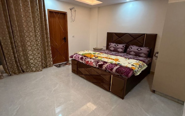 Stella Homestay- Near Yashoobhomi